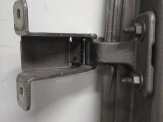 петля крышки багажника Renault Kangoo 2 поколение 2010, 117113602E