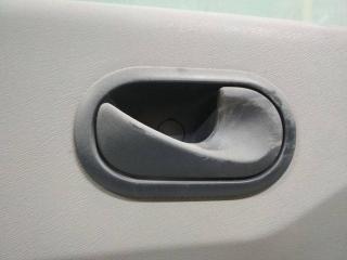 ручка внутренняя передняя правая Renault Twingo 1 поколение [3-й рестайлинг] 2010