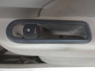 кнопка стеклоподъемника двери передней правой Renault Twingo 2 поколение 2010