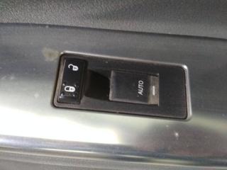 кнопка стеклоподъемника двери передней правой Jeep Grand Cherokee WK 2006