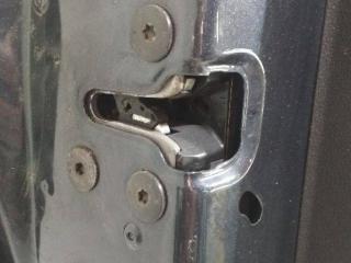 замок двери задней левой Renault Scenic 3 поколение 2010, 825030032R