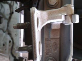 петля крышки багажника Land Rover Range Rover Sport 1 поколение [рестайлинг] 2010, CH3243001AA