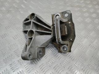 подушка крепления двигателя Nissan Qashqai 1 поколение 2007, 11210JD500
