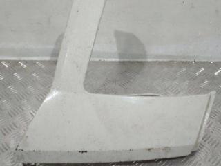 ресничка (ус) правой фары Volkswagen Crafter 1 поколение 2008