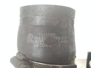 патрубок интеркулера Mercedes-Benz M-Класс W163 2000, A1635013282