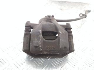 суппорт передний левый Citroen C1 1 поколение [2-й рестайлинг] 2013, Y01786