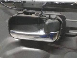 ручка внутренняя передняя правая Nissan X-Trail T30 2004