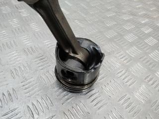 поршень Renault Megane 2 поколение 2006