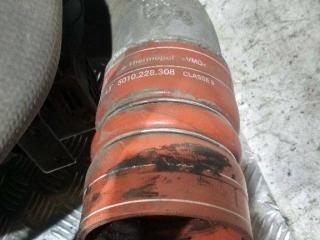 патрубок интеркулера Renault Magnum 3 поколение 2005, 5010228308
