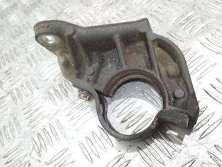 кронштейн полуоси Renault Clio 3 поколение 2005, 1.2 л., бензин, 8200286041