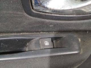 кнопка стеклоподъемника двери Renault Megane 3 поколение 2012, универсал