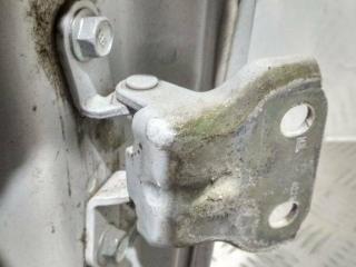 петля двери Chevrolet Spark M300 2010