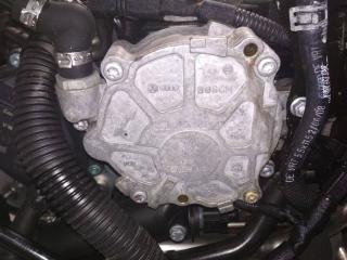 насос вакуумный Audi A4 B7 2008, 2.0 л., дизель, МКПП, 03L145100