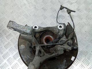 кулак поворотный левый Opel Astra J 2010