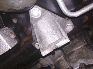 кронштейн двигателя Opel Omega B [рестайлинг] 2000, 2.2 л., дизель, МКПП