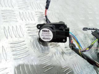 моторчик заслонки печки Opel Crossland X 1 поколение 2018, Z5509001