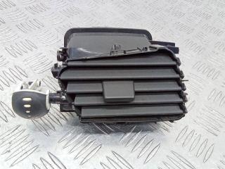 дефлектор обдува салона Renault Scenic 3 поколение 2010, 682600031R