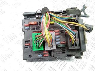 блок предохранителей Peugeot 206 1 поколение [рестайлинг] 2007, 9657608780