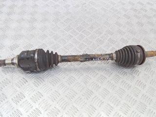 полуось передняя левая (приводной вал, ШРУС) Toyota Auris 1 поколение 2009, 1.4 л., дизель