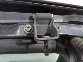 петля крышки багажника Renault Laguna 3 поколение 2010, 44010002R