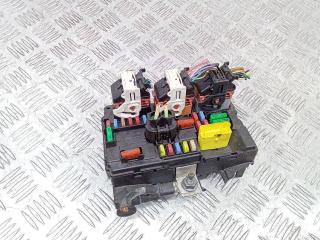 блок предохранителей Citroen C3 2 поколение 2011, 9667199680