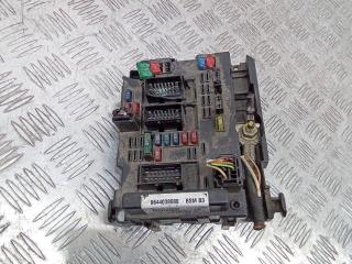 блок предохранителей Peugeot 307 1 поколение 2001, 9644038680