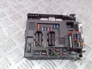 блок предохранителей Peugeot 206 1 поколение [рестайлинг] 2005, 9643498880