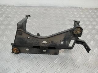 кронштейн (крепление) BMW 3 серия E90/E91/E92/E93 2007, 3.0 л., бензин, кабриолет, 6768644