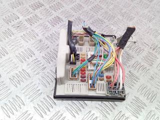 блок предохранителей Renault Scenic 2 поколение 2006, 1.9 л., дизель, МКПП, 8200481866