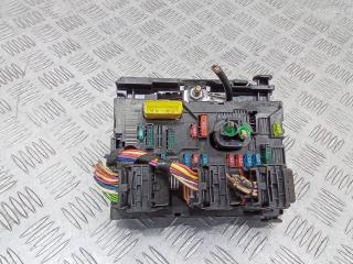 блок предохранителей Peugeot 207 1 поколение 2006, 9661086980