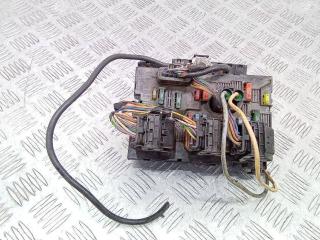 блок предохранителей Peugeot 307 1 поколение [рестайлинг] 2006, 9661087080