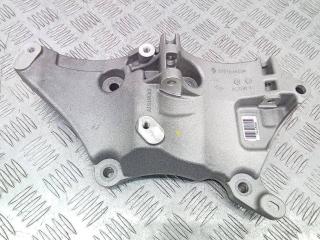 кронштейн генератора Renault Duster 2 поколение 2022, 2.0 л., бензин, МКПП, 117104555R