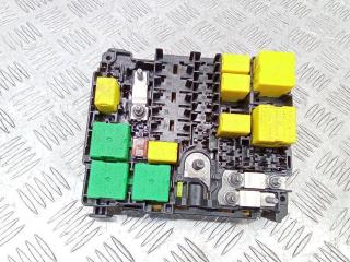 блок предохранителей Peugeot 208 2 поколение 2018, 9804848580