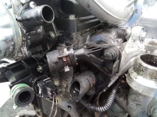 фланец (тройник) системы охлаждения Renault Megane 3 поколение 2010, 1.5 л., дизель, МКПП, 8200337841