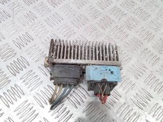 реле накала свечей Renault Megane 3 поколение 2011, 8200558438