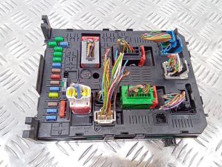 блок предохранителей Peugeot 308 1 поколение [рестайлинг] 2012, 28116487-2