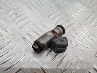 форсунка Volkswagen Golf 4 поколение 2002, 1.6 л., бензин, МКПП, IWP058