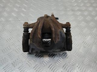 суппорт передний левый Toyota Corolla Verso 2 поколение AR10 2005, 1.6 л., бензин