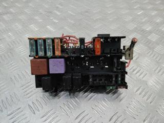 блок предохранителей Renault Scenic 1 поколение [рестайлинг] 1999, 1.6 л., бензин, МКПП, 7703297988