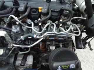 топливная рампа Mercedes-Benz A-Класс W176 2015, 1.5 л., дизель, МКПП, 175210651R