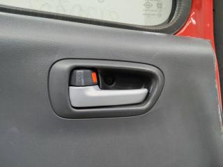 ручка внутренняя задняя левая Nissan Pixo 1 поколение 2010