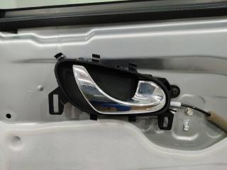 ручка внутренняя задняя правая Renault Kadjar 1 поколение 2018