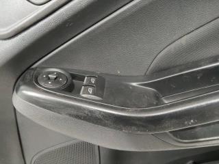 блок управления стеклоподъемниками Ford Fiesta 6 поколение [рестайлинг] 2015, купе