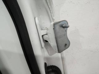 петля двери Mercedes-Benz A-Класс W176 2015