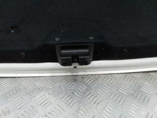 замок багажника Skoda Octavia 3 поколение (A7) 2013, хетчбэк 5 дв., 5E5827520, 5E0827505