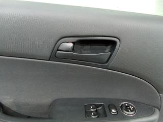ручка внутренняя передняя левая Hyundai i30 1 поколение [рестайлинг] 2010