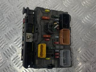 блок предохранителей Peugeot 207 1 поколение 2006, 9661708280