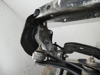 кулак задний левый Mercedes-Benz A-Класс W176 2013, 2460306