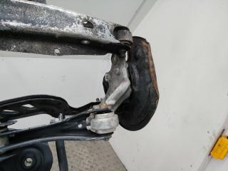 кулак задний правый Mercedes-Benz A-Класс W176 2013, 2460406