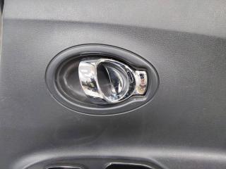 ручка внутренняя задняя правая Nissan Juke YF15 [рестайлинг] 2014